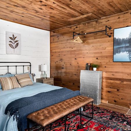 River Access W Hot Tub, Grill, Wifi, & Fire Pit! Lost City エクステリア 写真